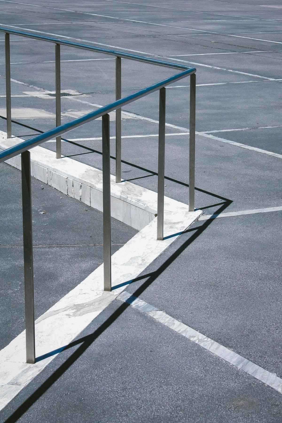 Concrete Ramp Hand Rails 6 Great Examples of the Best Handrails for Concrete Steps – SI Handrails