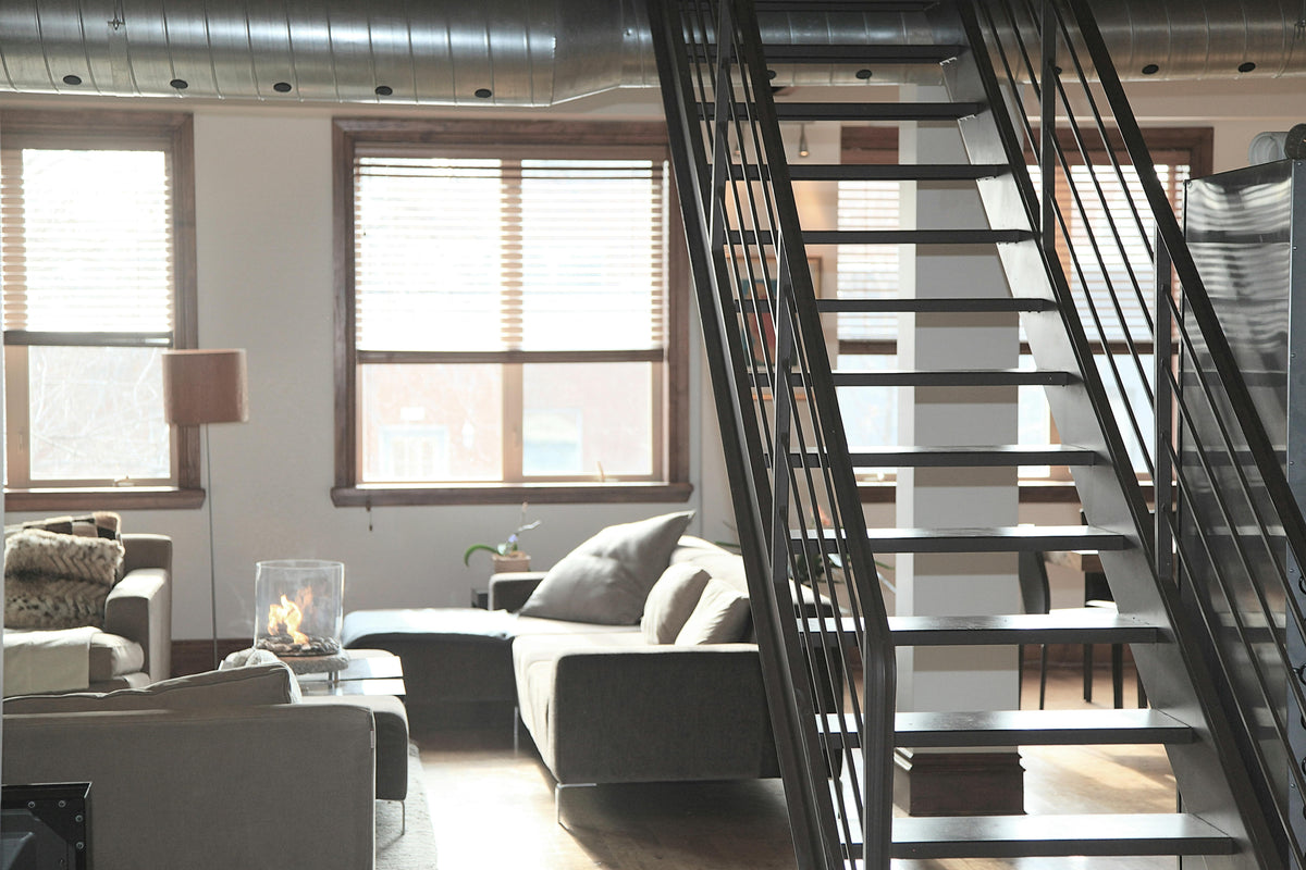 Hand Rails Loft 8 Stunning Loft Railing Ideas to Elevate Your Staircase Design – SI ...
