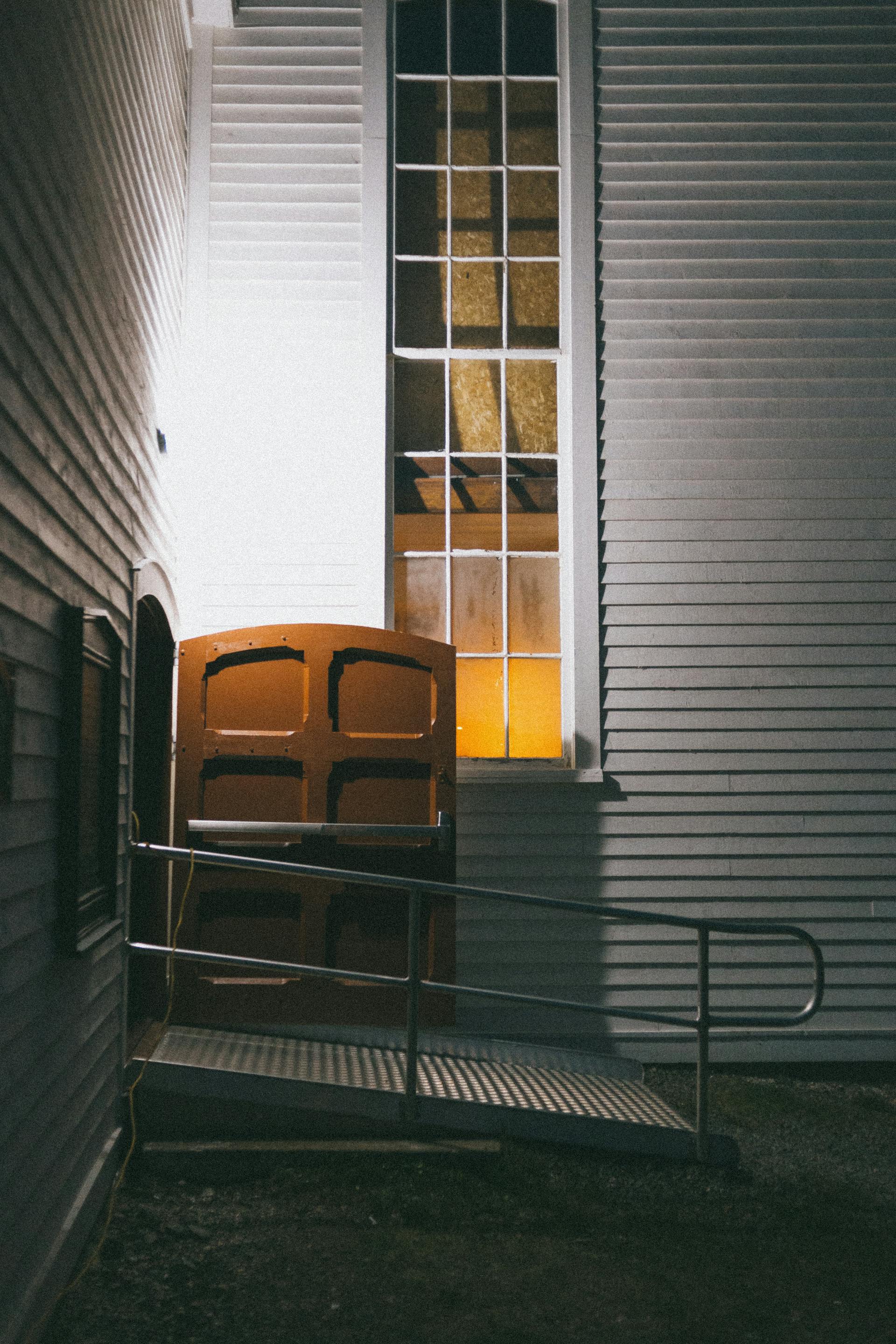 Ramp Handrail Ideas That Are ADA-Compliant and Beautiful – SI Handrails